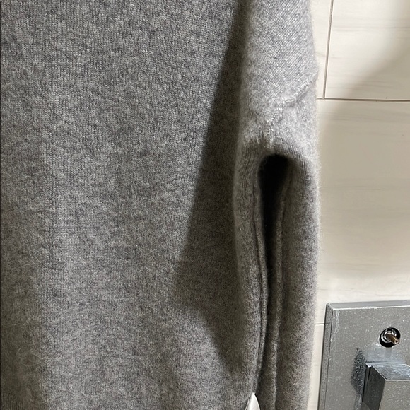 Vince Boiled Cashmere  Funnel-Neck Sweater in Gray -Size XS - Picture 5 of 9